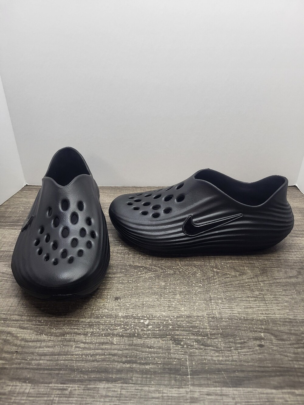 Nike ReactX Rejuven8 Black Recovery Shoes Zoom  Womens Size 7